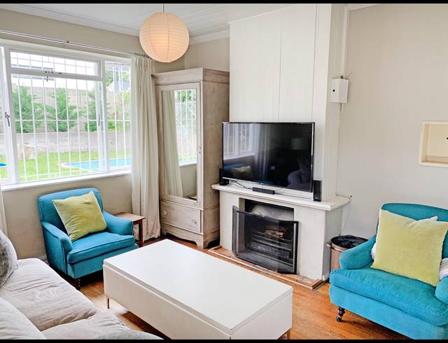4 BEDROOM HOUSE FOR SALE IN NEWLANDS